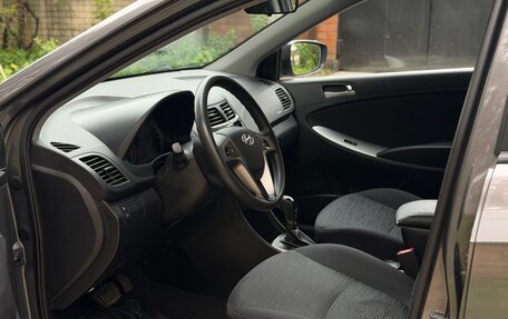 Hyundai Solaris II рестайлинг, 2015 год, 1 019 999 рублей, 13 фотография