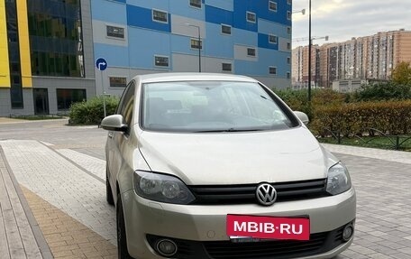 Volkswagen Golf VI, 2010 год, 900 000 рублей, 2 фотография