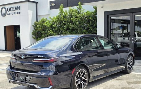 BMW 7 серия, 2025 год, 11 085 000 рублей, 2 фотография