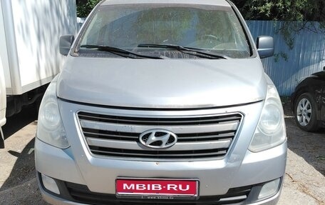 Hyundai H-1 II рестайлинг, 2013 год, 1 370 000 рублей, 1 фотография