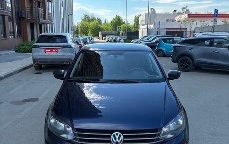 Volkswagen Polo VI (EU Market), 2015 год, 900 000 рублей, 1 фотография