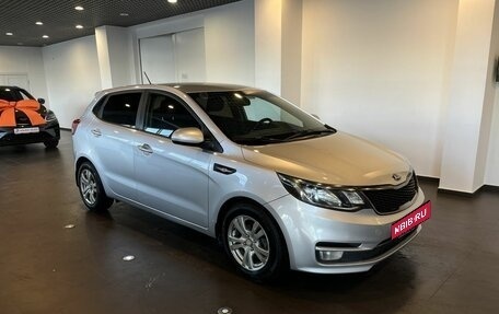 KIA Rio III рестайлинг, 2016 год, 835 000 рублей, 1 фотография