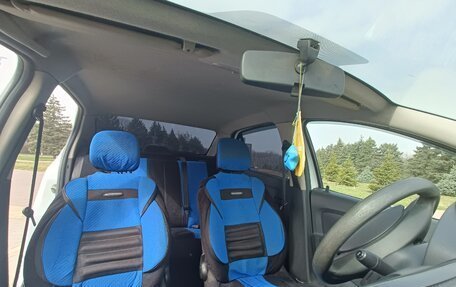 Renault Logan II, 2017 год, 330 000 рублей, 7 фотография
