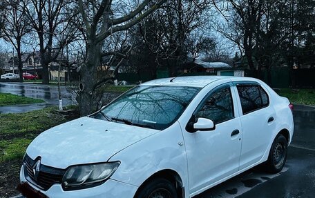 Renault Logan II, 2017 год, 330 000 рублей, 2 фотография