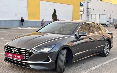 Hyundai Sonata VIII, 2021 год, 2 550 000 рублей, 2 фотография