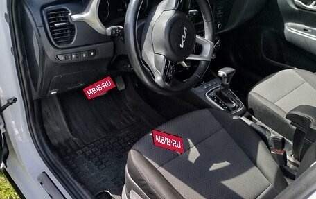 KIA Rio IV, 2021 год, 1 630 000 рублей, 12 фотография
