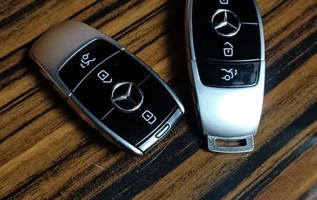 Mercedes-Benz E-Класс, 2018 год, 3 350 000 рублей, 11 фотография