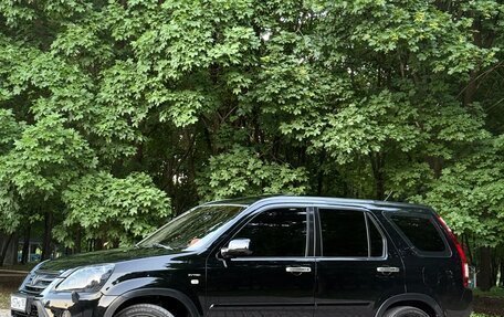 Honda CR-V II рестайлинг, 2005 год, 1 230 000 рублей, 23 фотография