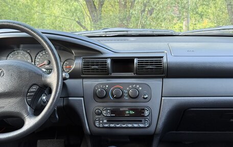 Dodge Stratus II, 2003 год, 250 000 рублей, 18 фотография