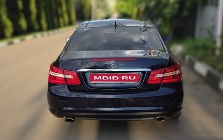 Mercedes-Benz E-Класс, 2011 год, 1 480 000 рублей, 2 фотография