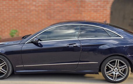 Mercedes-Benz E-Класс, 2011 год, 1 480 000 рублей, 3 фотография