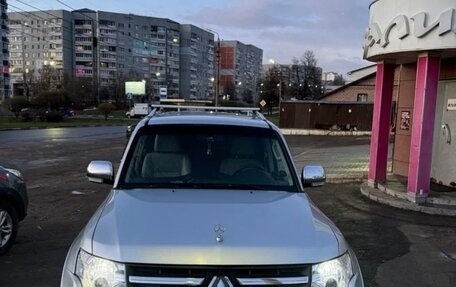 Mitsubishi Pajero IV, 2007 год, 1 600 000 рублей, 4 фотография