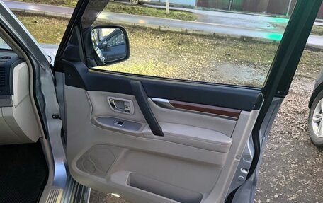 Mitsubishi Pajero IV, 2007 год, 1 600 000 рублей, 21 фотография