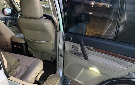 Mitsubishi Pajero IV, 2007 год, 1 600 000 рублей, 35 фотография