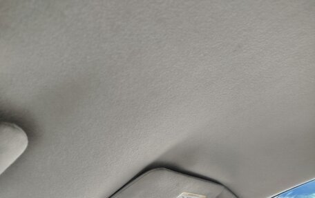 Dodge Stratus II, 2003 год, 300 000 рублей, 8 фотография