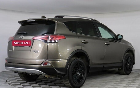 Toyota RAV4, 2017 год, 2 299 000 рублей, 5 фотография