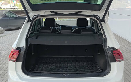 Volkswagen Tiguan II, 2018 год, 2 580 000 рублей, 10 фотография