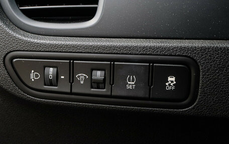 KIA Rio IV, 2017 год, 1 330 000 рублей, 15 фотография