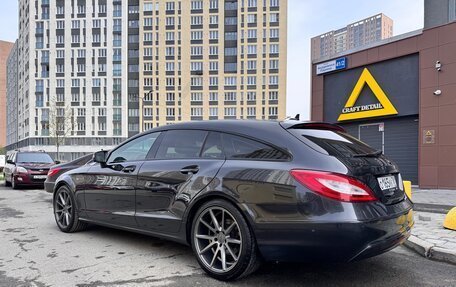 Mercedes-Benz CLS, 2015 год, 2 500 000 рублей, 8 фотография