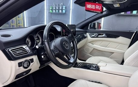 Mercedes-Benz CLS, 2015 год, 2 500 000 рублей, 3 фотография