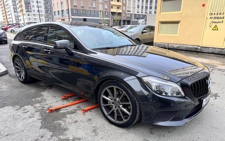 Mercedes-Benz CLS, 2015 год, 2 500 000 рублей, 13 фотография