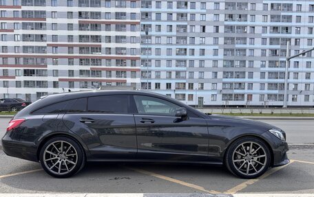 Mercedes-Benz CLS, 2015 год, 2 500 000 рублей, 37 фотография