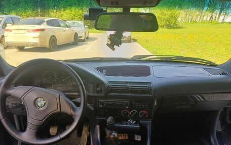 BMW 5 серия, 1994 год, 920 000 рублей, 13 фотография
