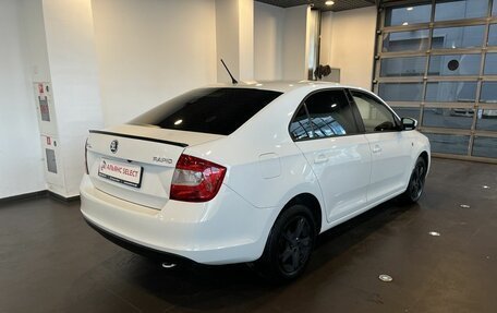 Skoda Rapid I, 2014 год, 640 000 рублей, 3 фотография