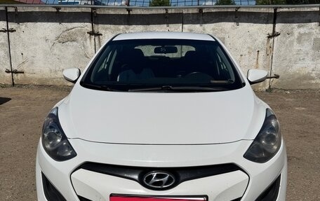 Hyundai i30 II рестайлинг, 2012 год, 850 000 рублей, 1 фотография
