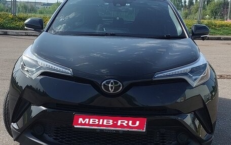 Toyota C-HR I рестайлинг, 2018 год, 2 370 000 рублей, 1 фотография