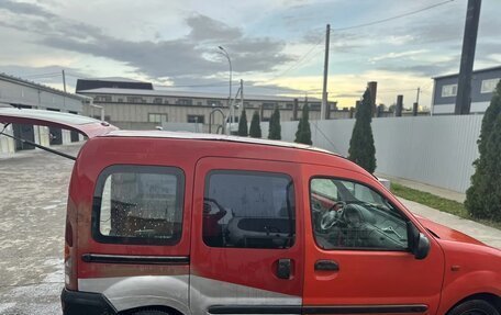 Renault Kangoo II рестайлинг, 2000 год, 130 000 рублей, 2 фотография