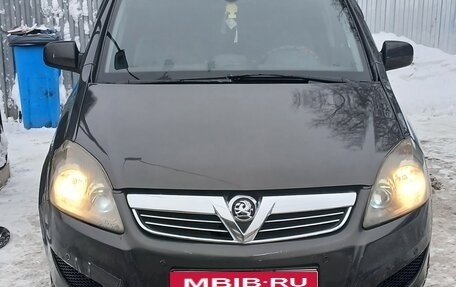 Opel Zafira B, 2014 год, 750 000 рублей, 11 фотография