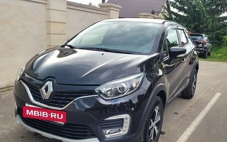 Renault Kaptur I рестайлинг, 2017 год, 1 600 000 рублей, 4 фотография