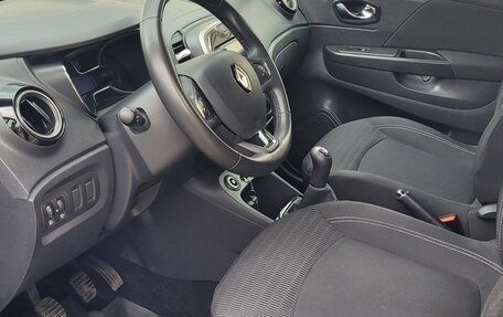 Renault Kaptur I рестайлинг, 2017 год, 1 600 000 рублей, 13 фотография
