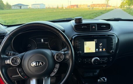 KIA Soul II рестайлинг, 2018 год, 1 800 000 рублей, 9 фотография