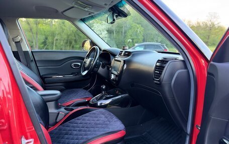KIA Soul II рестайлинг, 2018 год, 1 800 000 рублей, 11 фотография