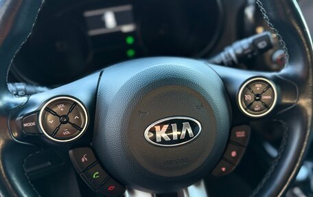 KIA Soul II рестайлинг, 2018 год, 1 800 000 рублей, 20 фотография