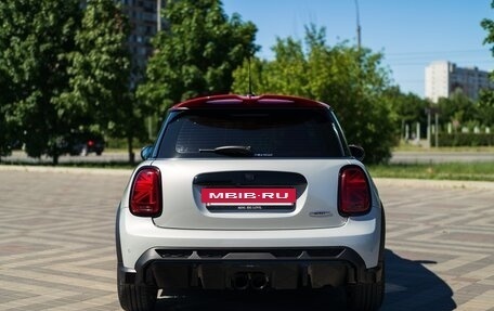 MINI Hatch, 2021 год, 4 090 000 рублей, 5 фотография