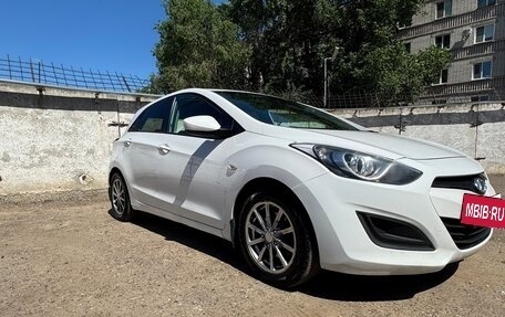 Hyundai i30 II рестайлинг, 2012 год, 850 000 рублей, 4 фотография
