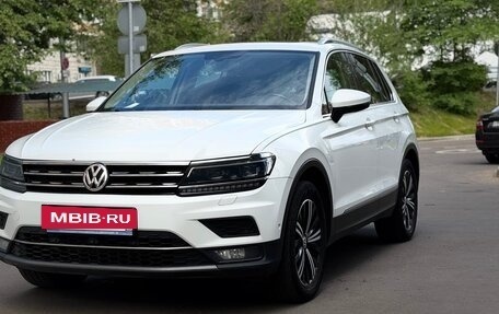 Volkswagen Tiguan II, 2018 год, 3 150 000 рублей, 2 фотография