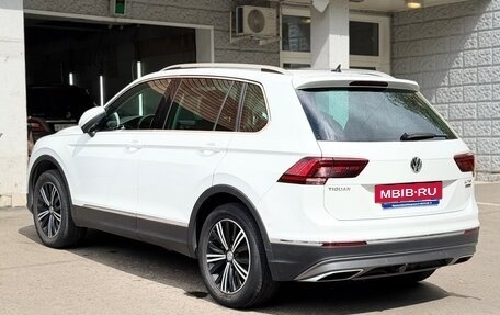 Volkswagen Tiguan II, 2018 год, 3 150 000 рублей, 6 фотография