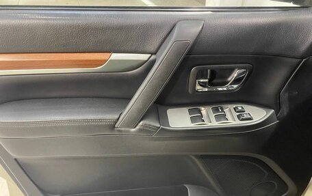 Mitsubishi Pajero IV, 2007 год, 1 599 800 рублей, 7 фотография
