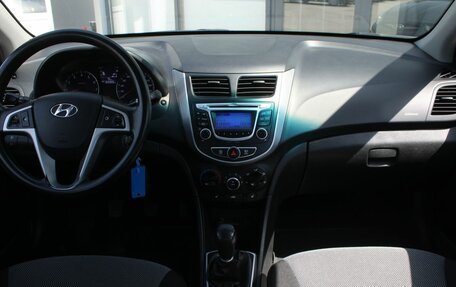 Hyundai Solaris II рестайлинг, 2014 год, 850 000 рублей, 18 фотография