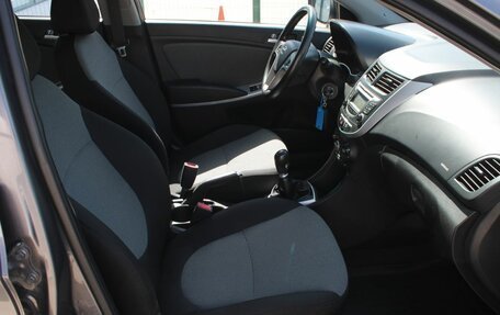 Hyundai Solaris II рестайлинг, 2014 год, 850 000 рублей, 17 фотография