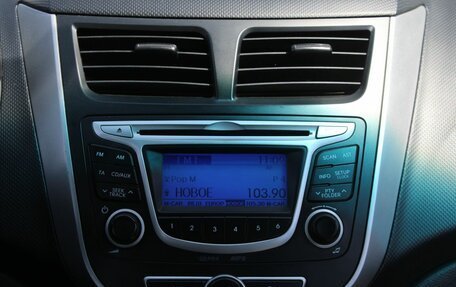 Hyundai Solaris II рестайлинг, 2014 год, 850 000 рублей, 20 фотография