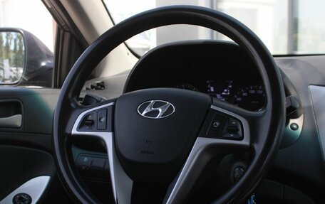 Hyundai Solaris II рестайлинг, 2014 год, 850 000 рублей, 19 фотография