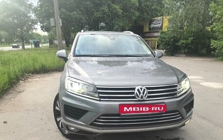 Volkswagen Touareg III, 2015 год, 2 450 000 рублей, 1 фотография
