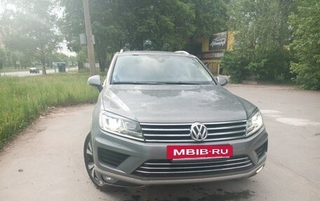 Volkswagen Touareg III, 2015 год, 2 450 000 рублей, 4 фотография