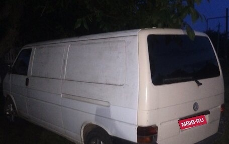 Volkswagen Transporter T4, 1993 год, 270 000 рублей, 3 фотография