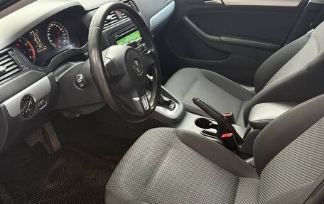 Volkswagen Jetta VI, 2012 год, 1 280 000 рублей, 14 фотография